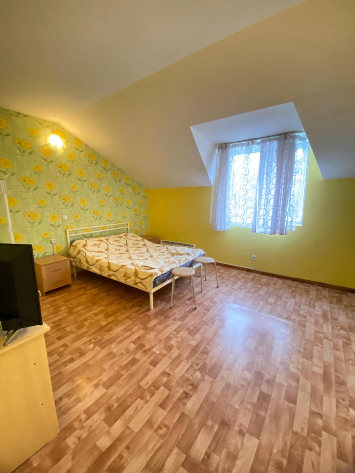Osobyi Guest House 乔尔蓬阿塔 外观 照片