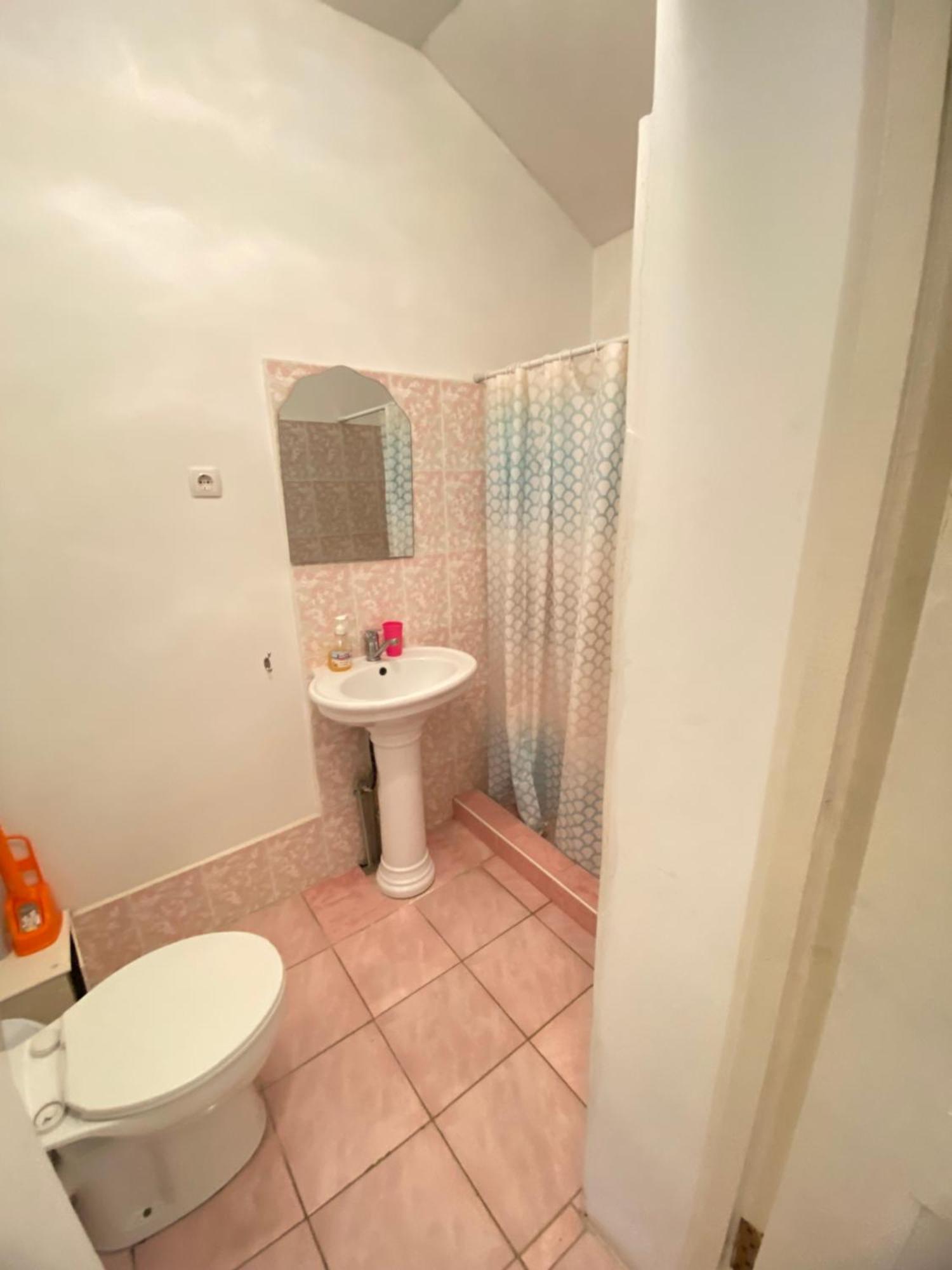 Osobyi Guest House 乔尔蓬阿塔 外观 照片